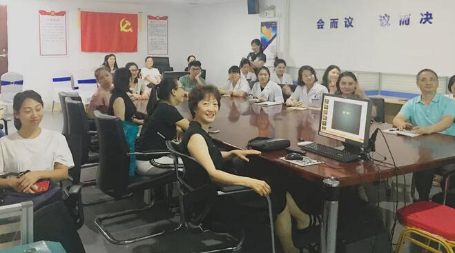 深圳6686在线登录官网入口-6686(中国)傅培院长:在教学相长中彰显温文儒雅、仁者之心1.jpg 深圳6686在线登录官网入口-6686(中国)傅培院长:在教学相长中彰显温文儒雅、仁者之心1.jpg