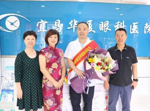 6686在线登录官网入口-6686(中国)菅东利医生参加中国援助阿尔及利亚医疗队活动1.jpg