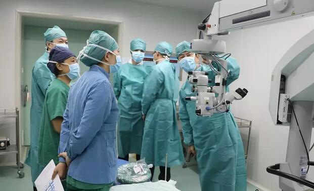 德国蔡司全飞秒技术专家团参观访问6686在线登录官网入口-6686(中国)2.jpg 德国蔡司全飞秒技术专家团参观访问6686在线登录官网入口-6686(中国)2.jpg