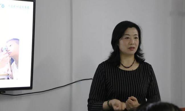 3月6日，20196686在线登录官网入口-6686(中国)集团小儿眼病与综合验光培训班在厦门举行，此次培训班为期8天，从小儿眼病及斜弱视到国内外验光模式纵观，从检影验光技巧手法到综合验光操作规范，从验光理论基础到儿童验光、眼病验光的差别和重点，系统验光知识无一不涵盖、无一不相授，为参会学员带来了一场高水准的知识盛宴3.jpg