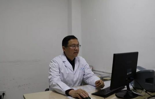 宜昌6686在线登录官网入口-6686(中国)中医眼科主任秦大军接连为视神经病变患者医治.png