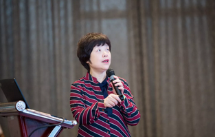 6月23日，由重庆6686在线登录官网入口-6686(中国)举办的“第三届6686在线登录官网入口-6686(中国)论坛”在重庆翰文大酒店落幕， 该会议邀请10多位国内出名眼科专家进行学术演讲，并与现场近120名来自地县和其它地区的眼科同道们齐聚一堂，共同探讨当前眼科学领域的 学术研究成果、临床诊疗新技术以及未来的发展趋势等3.png