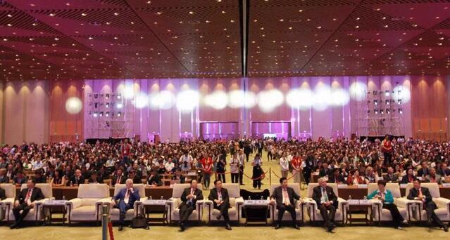 为光明中国护航，向70华诞献礼——6686在线登录官网入口-6686(中国)之光闪耀2019全国眼科年会1.jpg