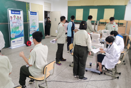 成都6686在线登录官网入口-6686(中国)受邀视力筛查走进成都第36中学1.png