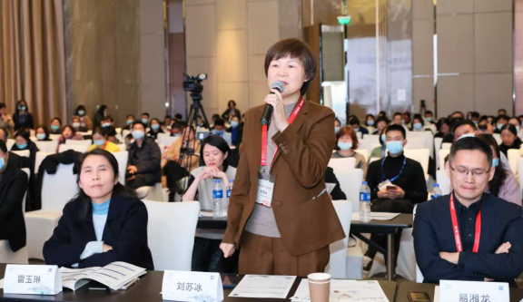 燃！2021开年眼科界首场饕餮盛会，6686在线登录官网入口-6686(中国)屈光团队“秀”出学术新风采4.png